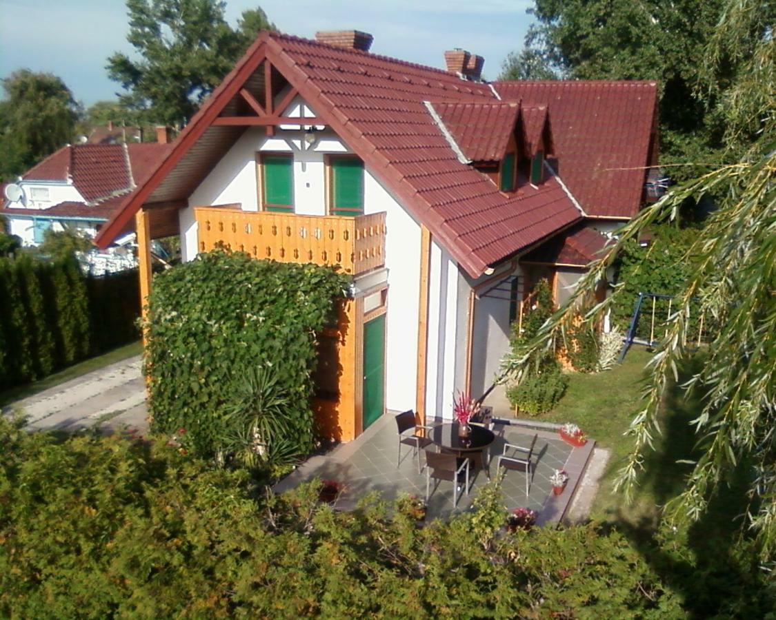 BalatonberényAnna Ueduelohaz别墅 外观 照片